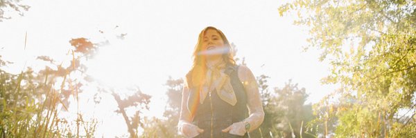 AlexaWildish Profile Banner
