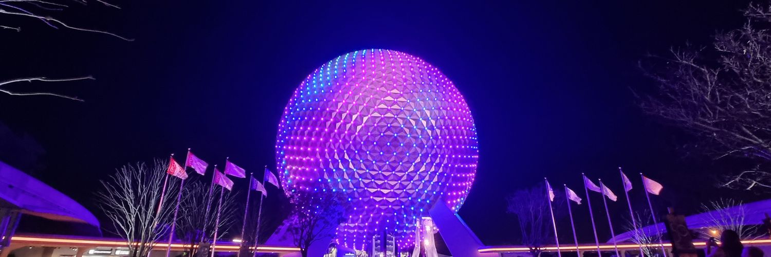 griscruces's profile banner image