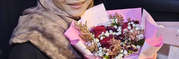 Intan☂️ banner