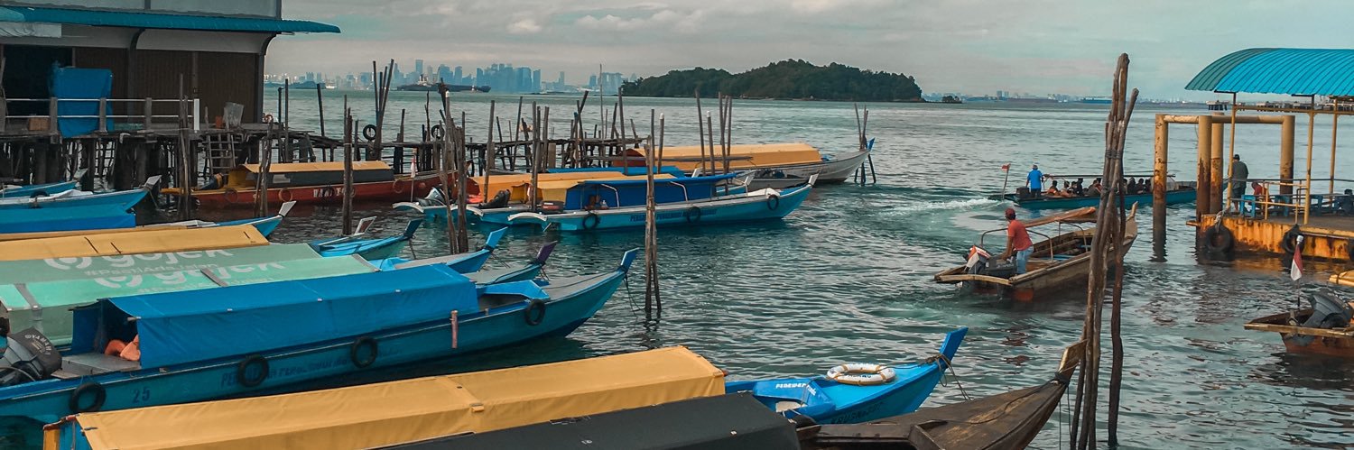 우다 Pais banner