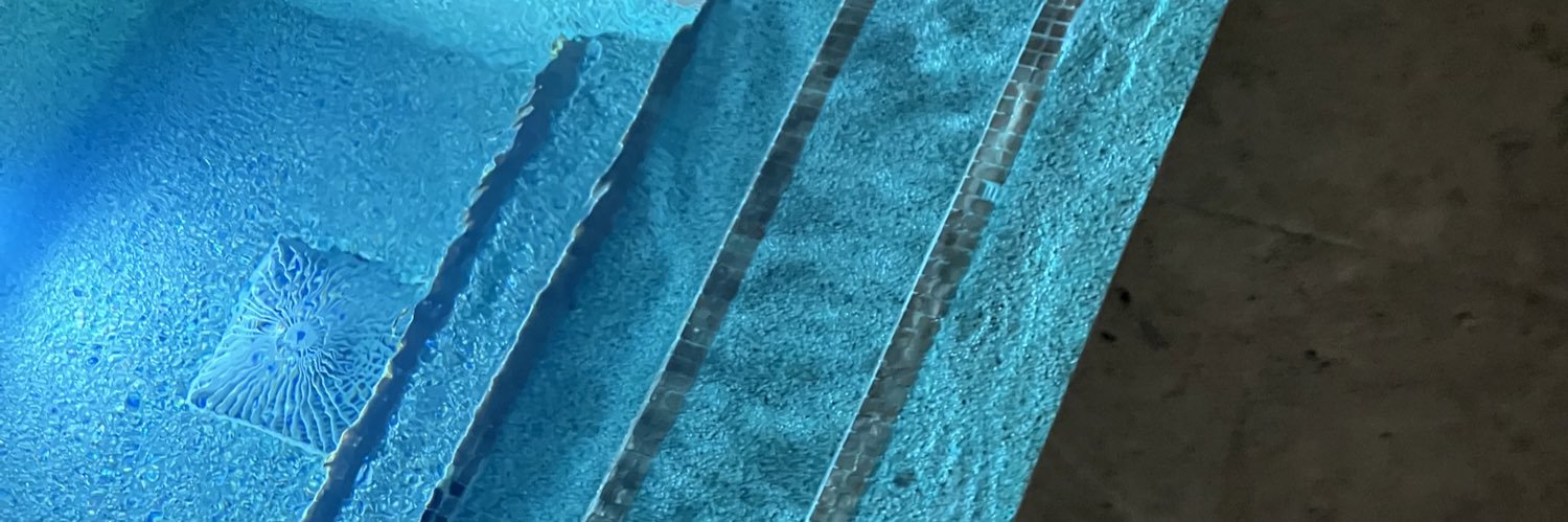 dexterdifferent's profile banner image