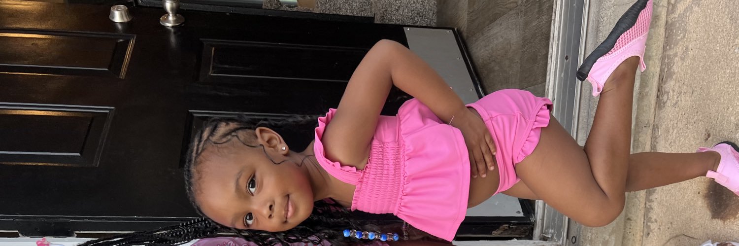 Mya 🤍's banner