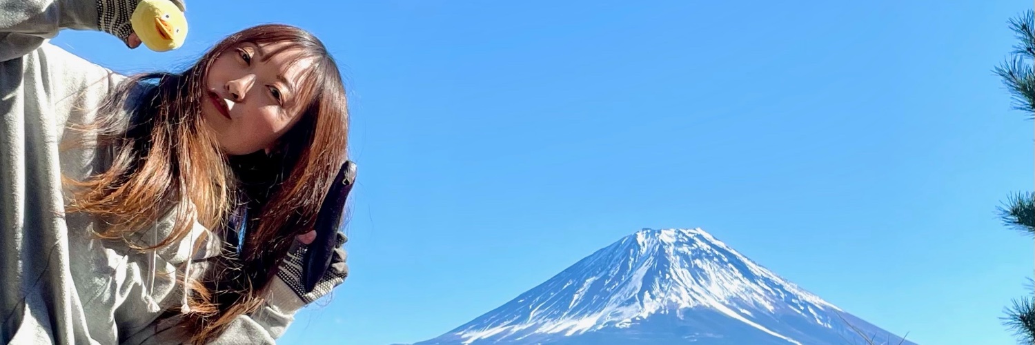 yuralily27's profile banner image