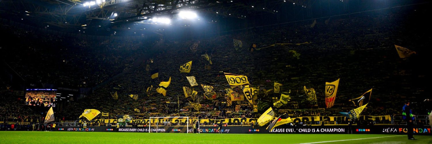 Martin ⚫️🟡 banner