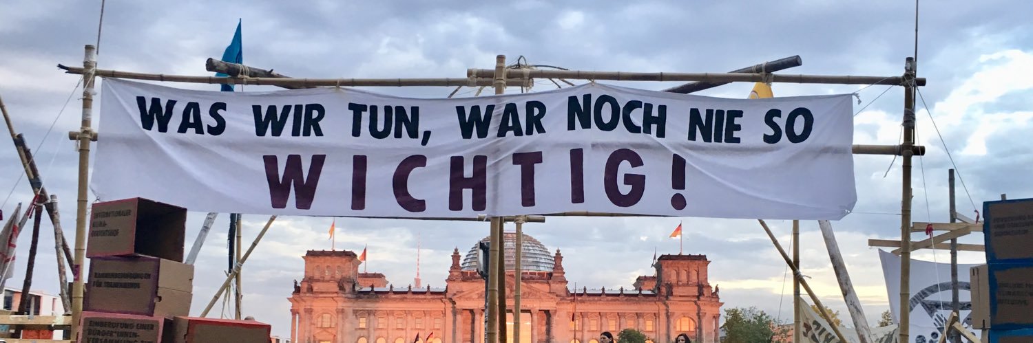 Dr. Nicole Hartmann banner