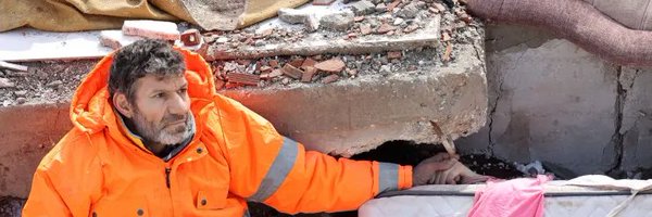 cinarervanur Profile Banner