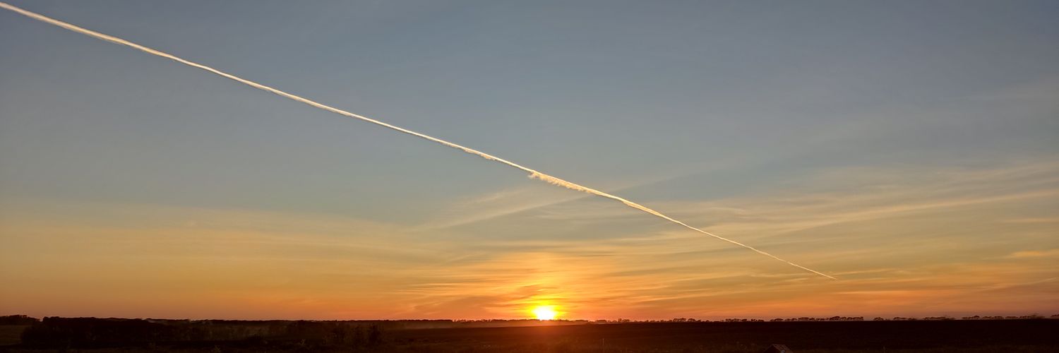 colrabe's profile banner image