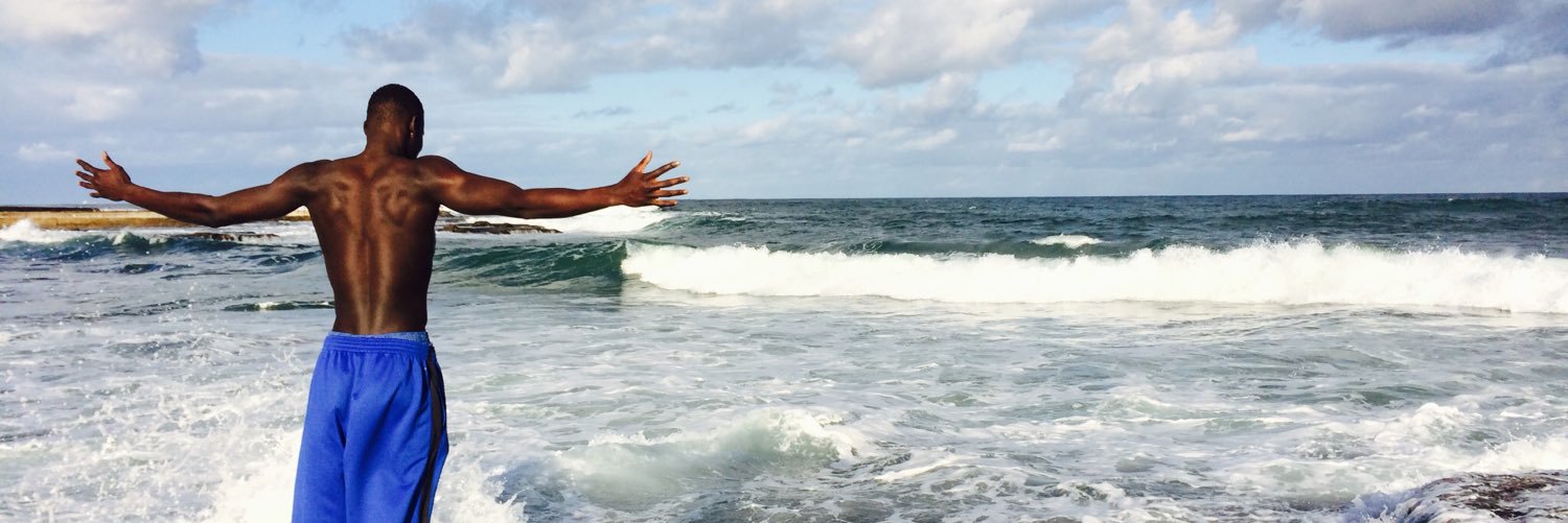 mackuei's profile banner image