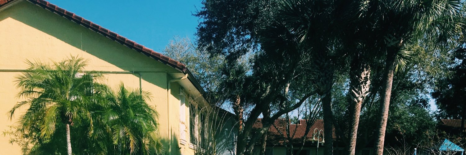 michelleloll's profile banner image
