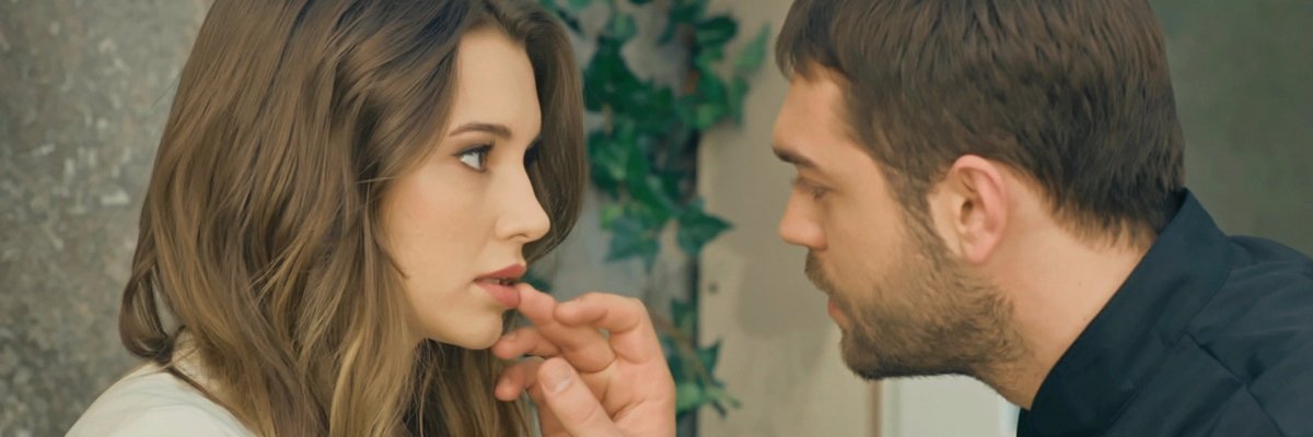 Ayshe_098's profile banner image