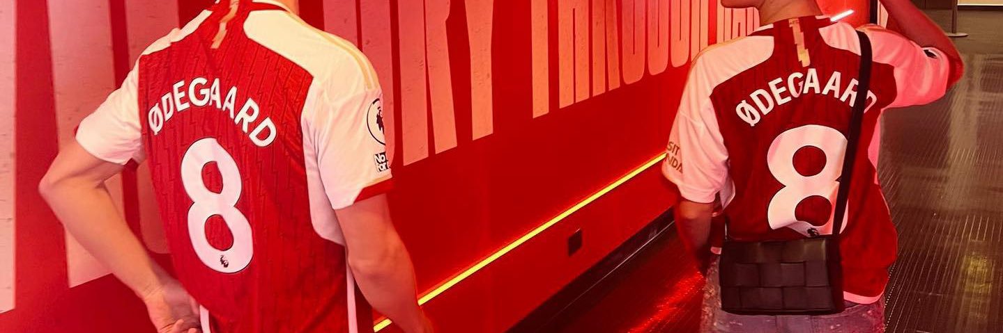 gustitawar_'s profile banner image