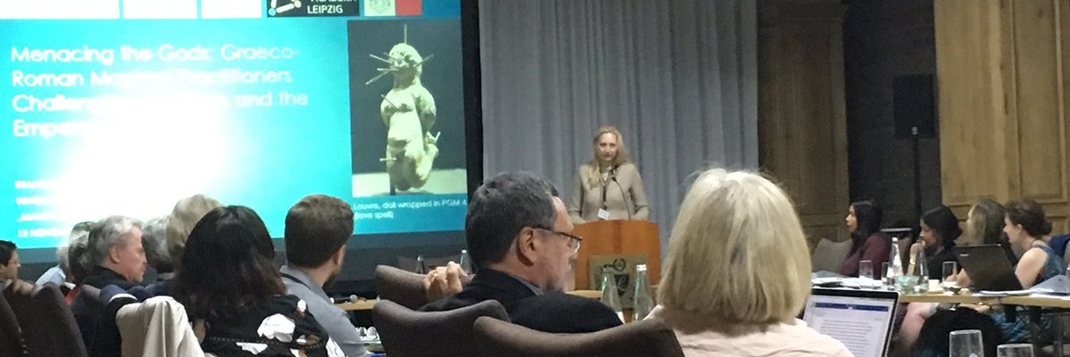 Dr. Franziska Naether moved to LinkedIn banner