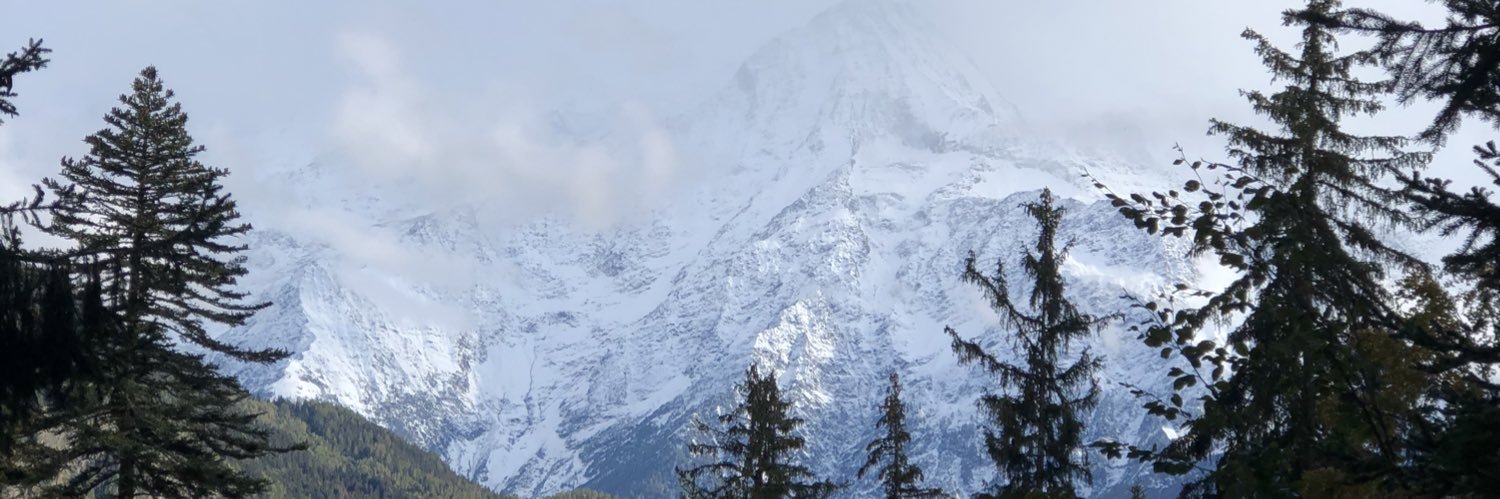padalancon's profile banner image
