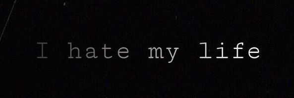 Aliii;) banner