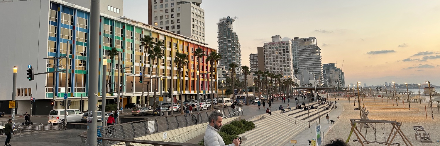 Michael Geller-Gieleta banner