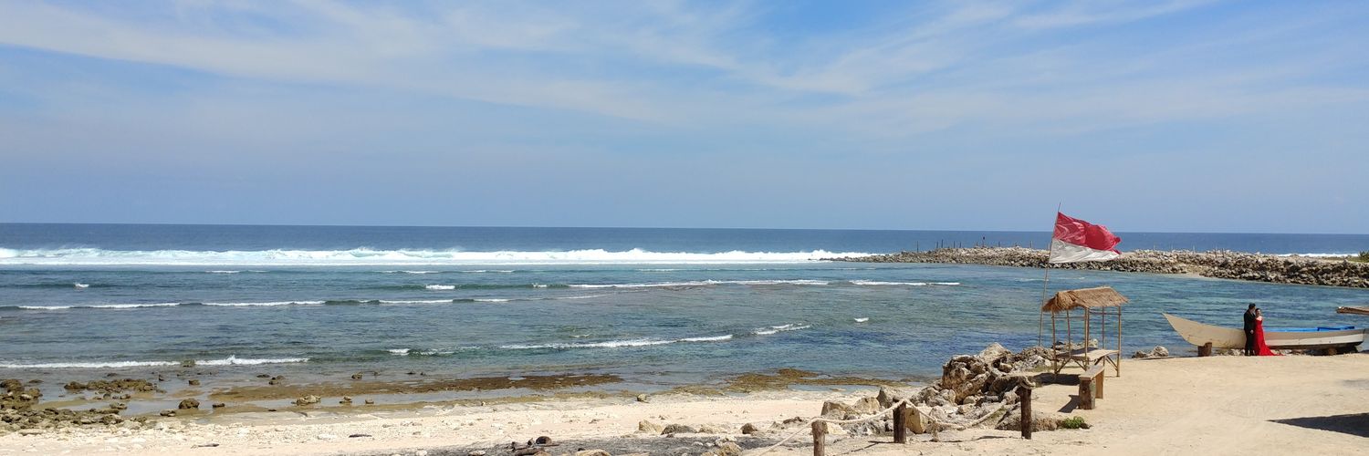 tika dwit banner