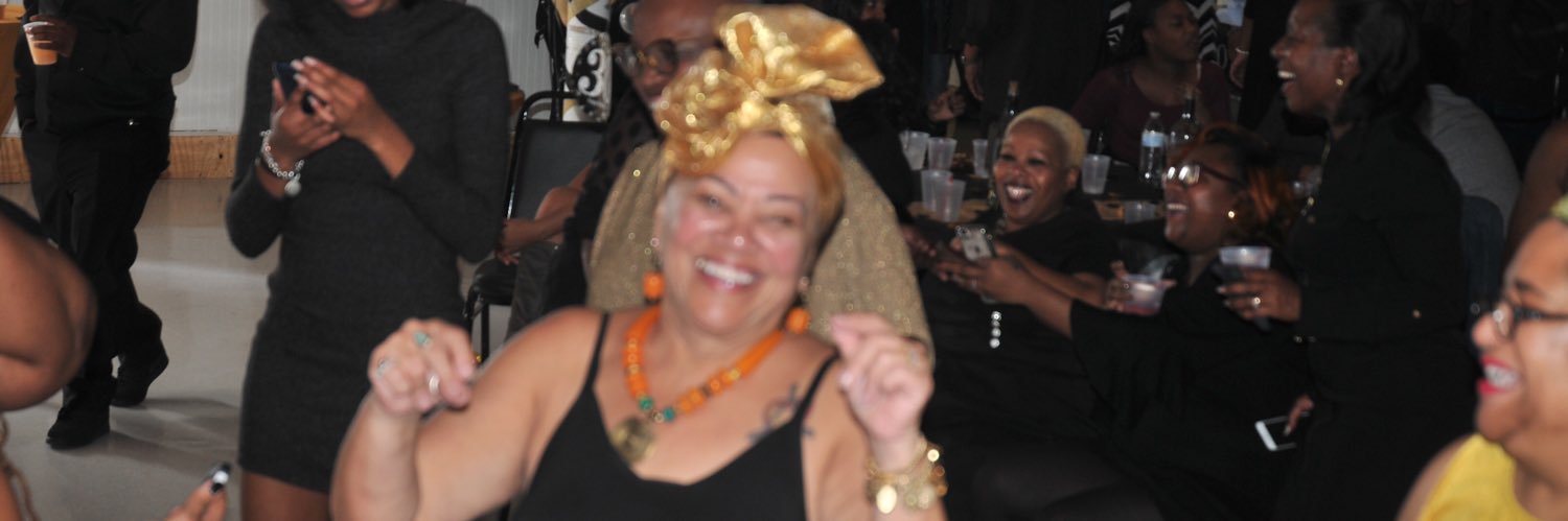 Breastasaurus-Rex, THEE DILLY QUEEN banner