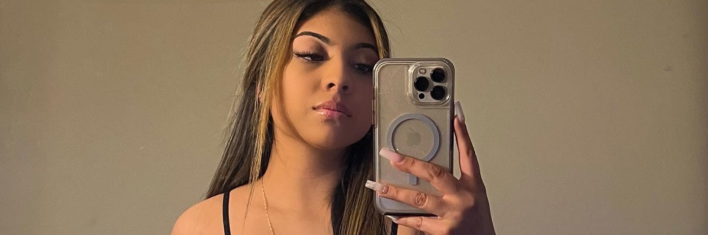 nahelly1234's profile banner image