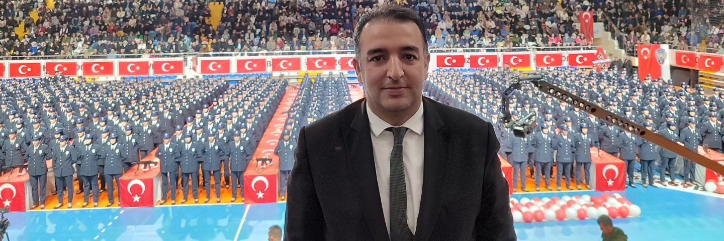 Mahmut Akkuş banner