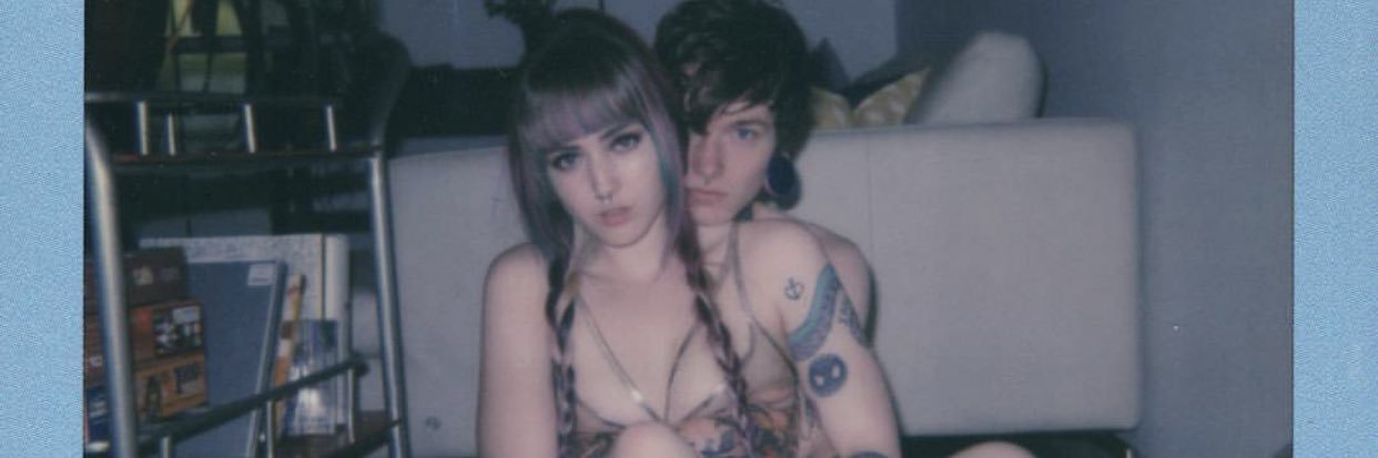 rea_roo's profile banner image