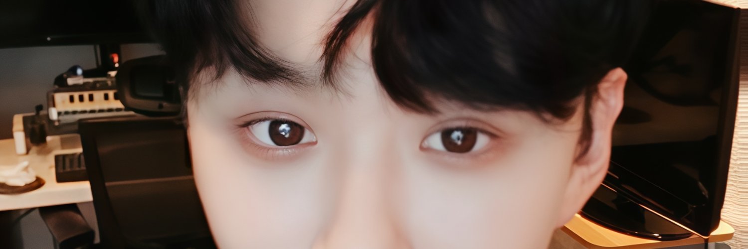 EastM20's profile banner image