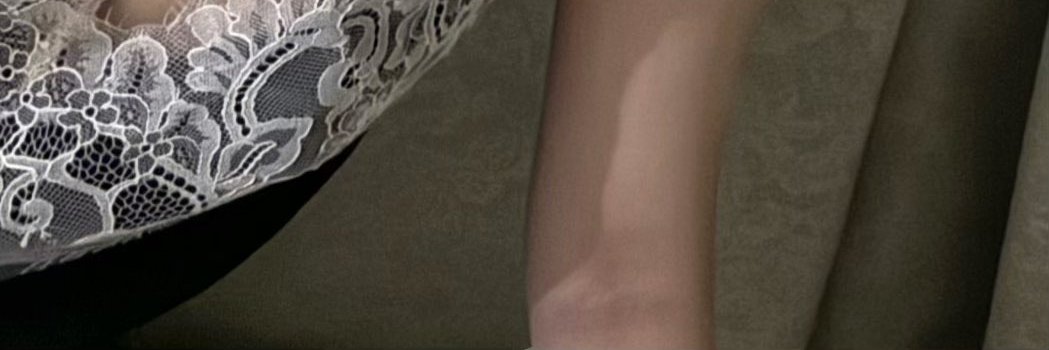 일탈 banner