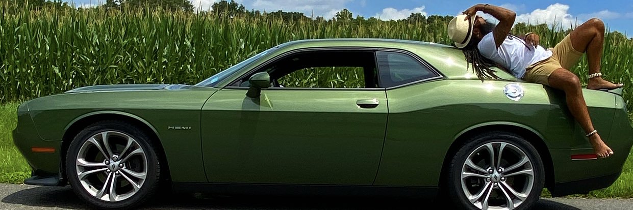 LoveYoDreadhead's profile banner image