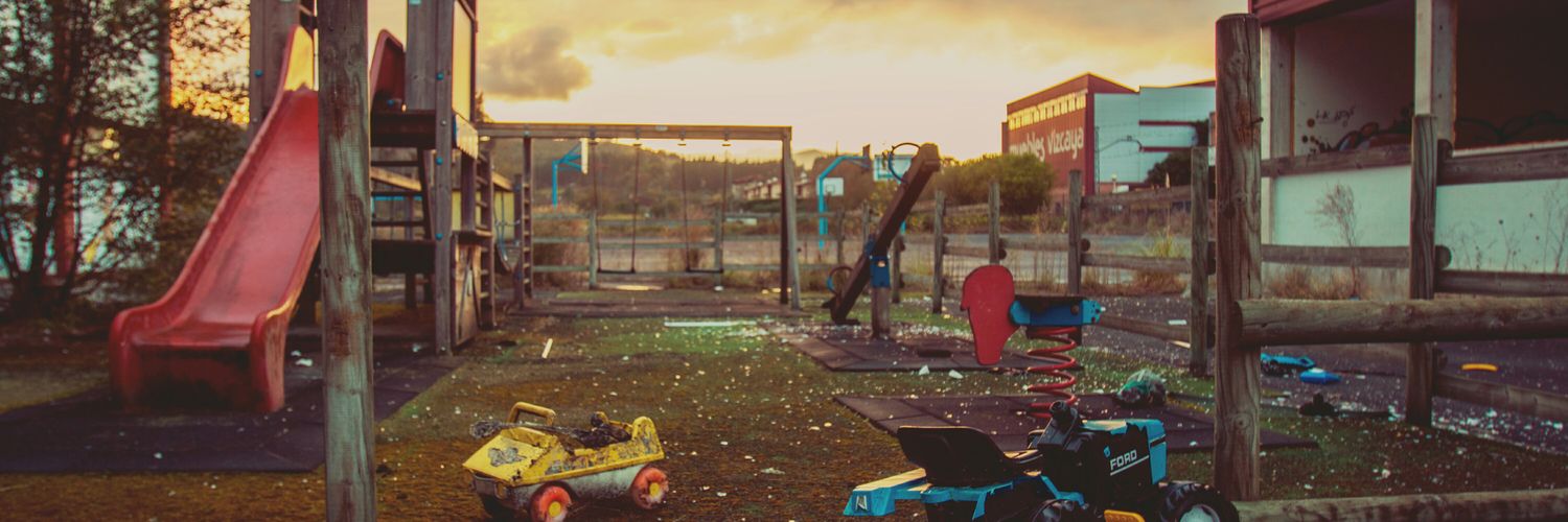 La Guardia Del Patio banner