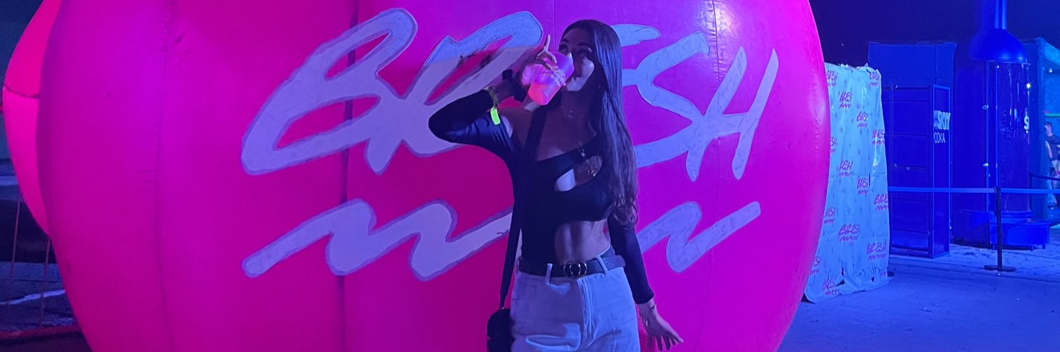 FranParadaz's profile banner image