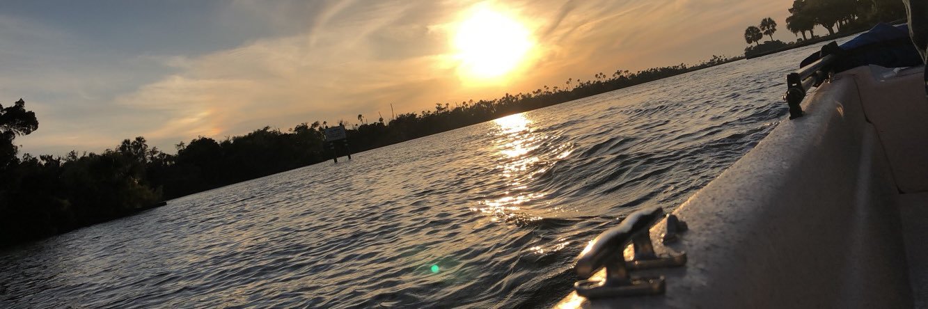 Courtney_1318's profile banner image