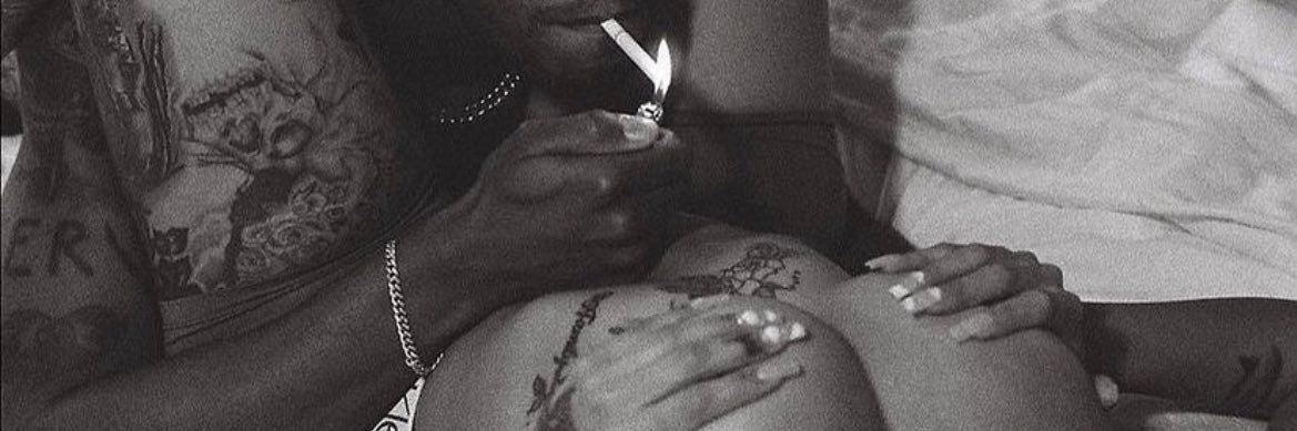 T££𓅓 banner