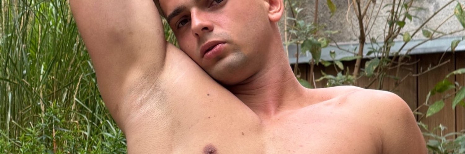 Hey im charlie banner