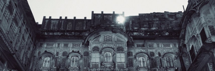 V_nath92's profile banner image