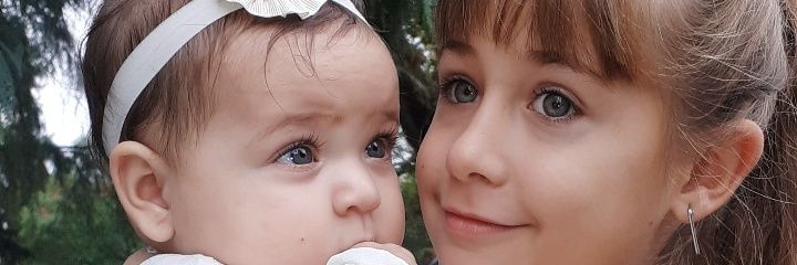 AbrilHolms's profile banner image