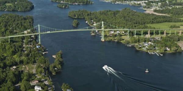 Visit 1000 Islands banner