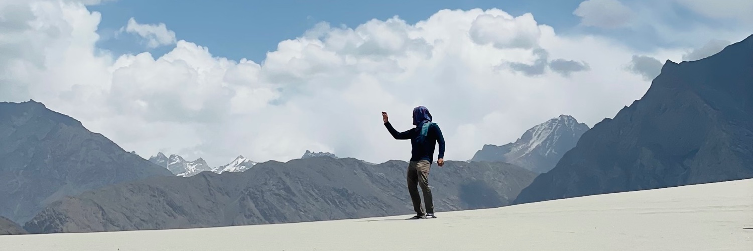 udescru's profile banner image