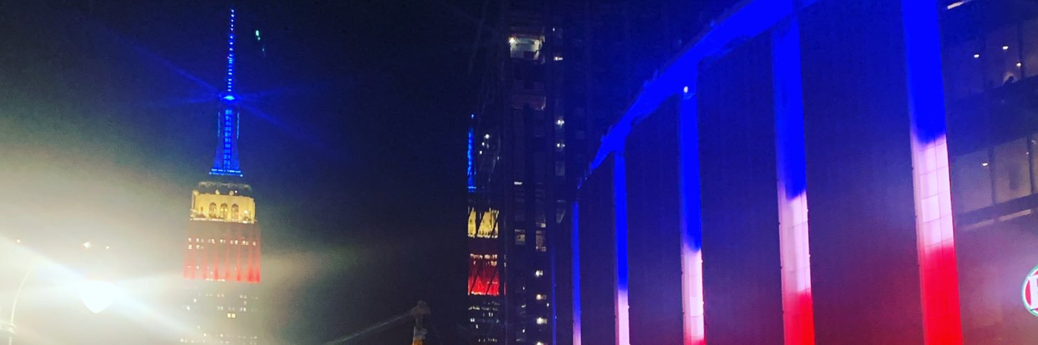 Cris C 🥌😺🏒 banner