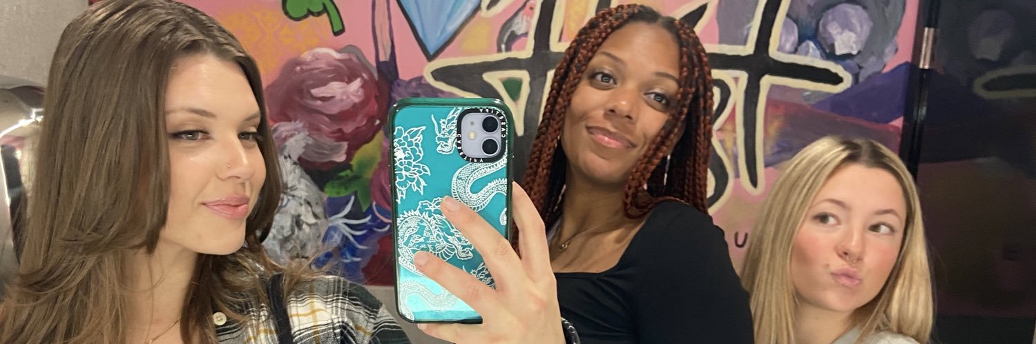 gloriawrightt's profile banner image