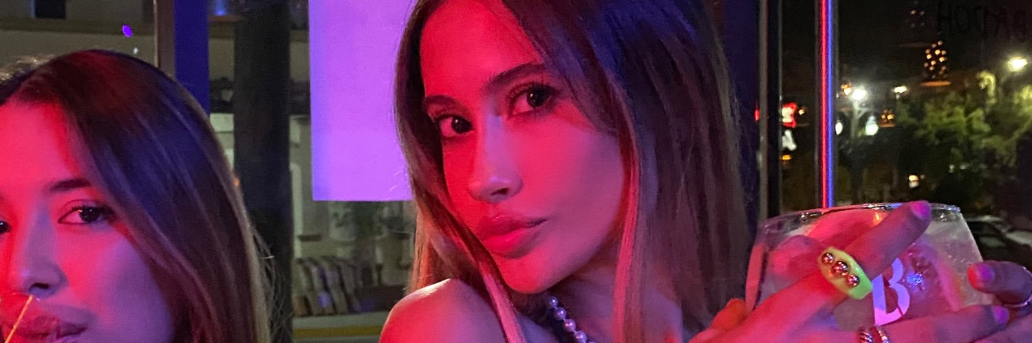 sabinaprieto3's profile banner image