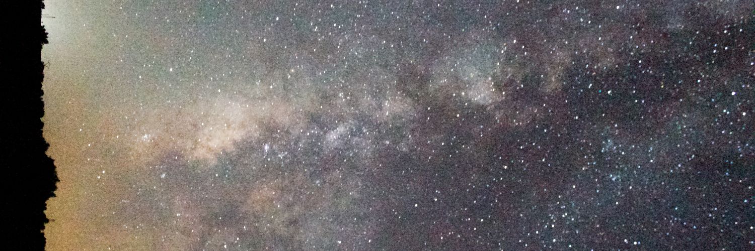 AlbertoPanizo_'s profile banner image