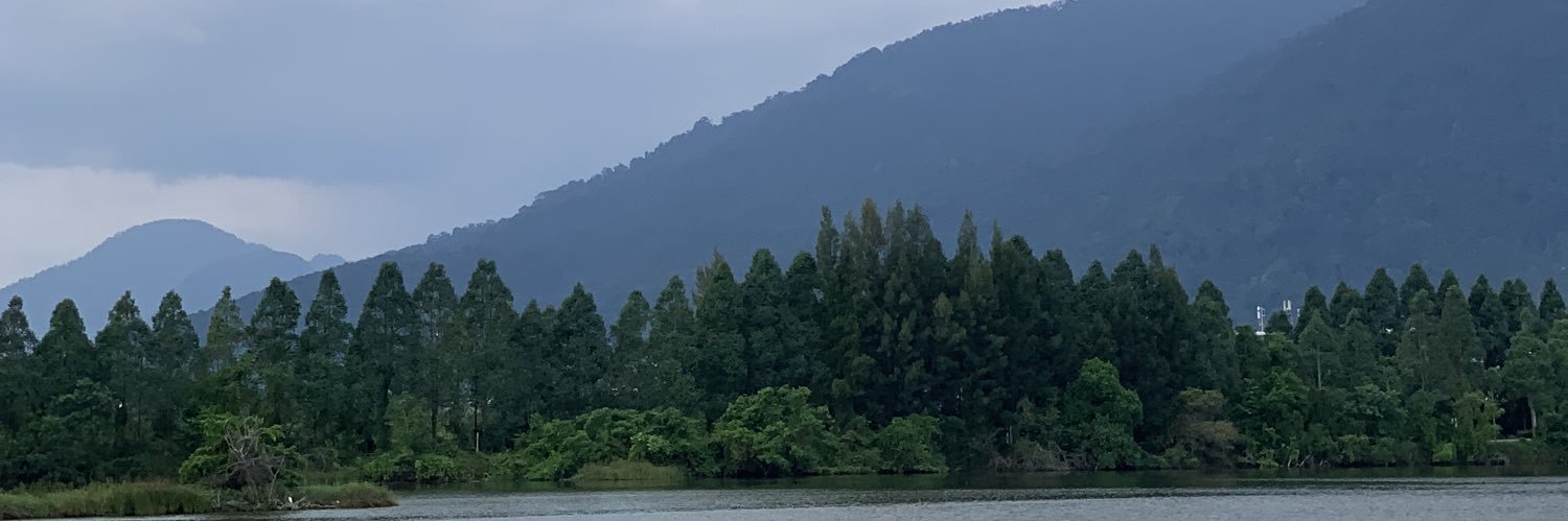 izzahariffinn's profile banner image