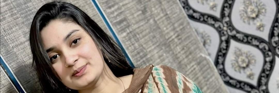 chohedri's profile banner image