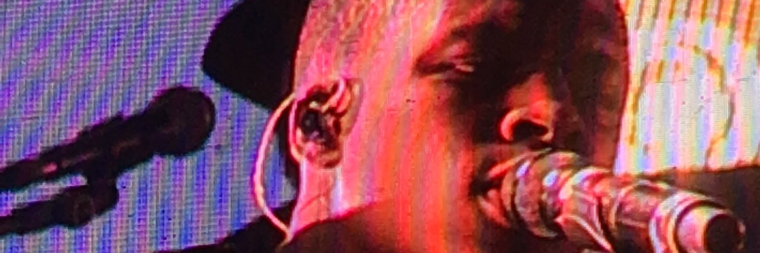 lunvmn's profile banner image