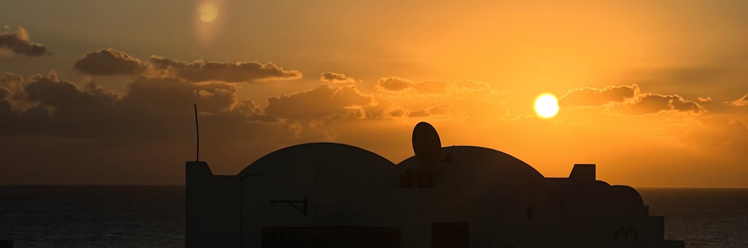 mxna0x's profile banner image