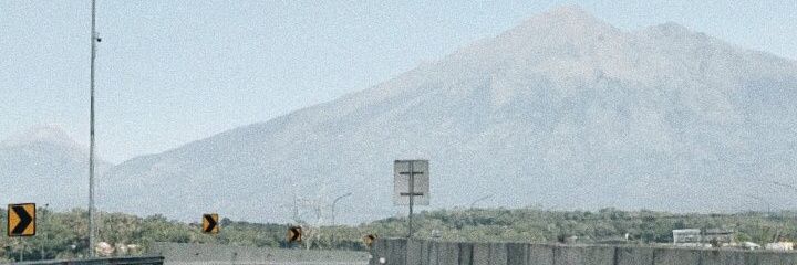yourliein_dec's profile banner image
