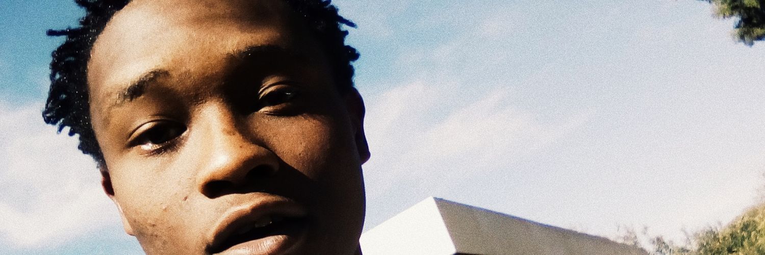 EyeAM18's profile banner image