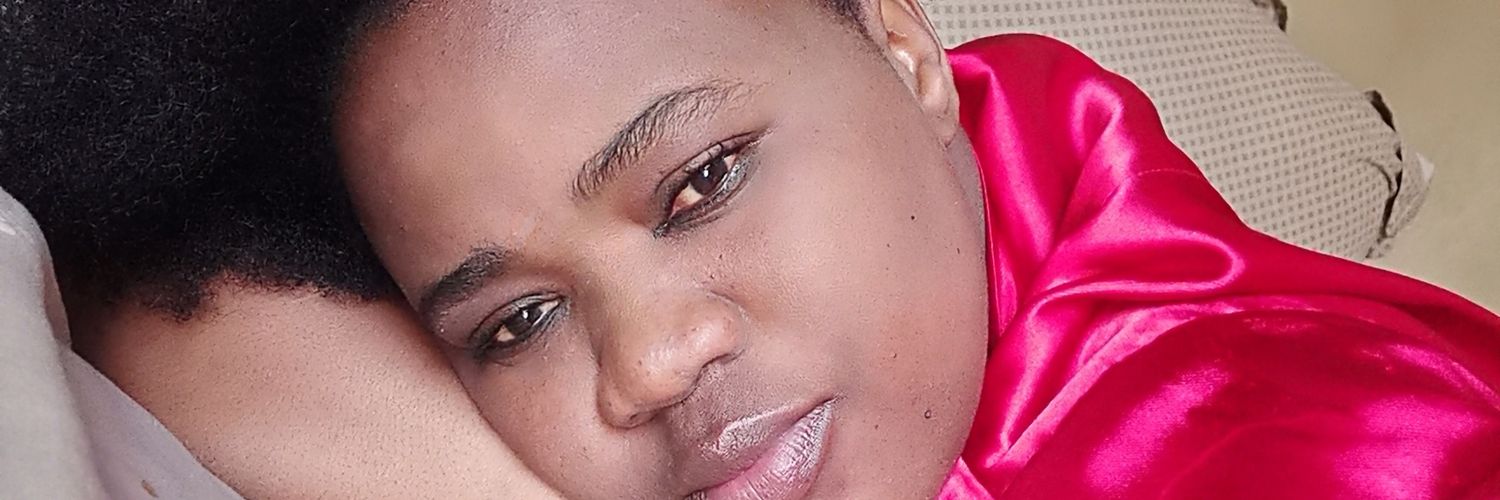 Hlengiwe321's profile banner image