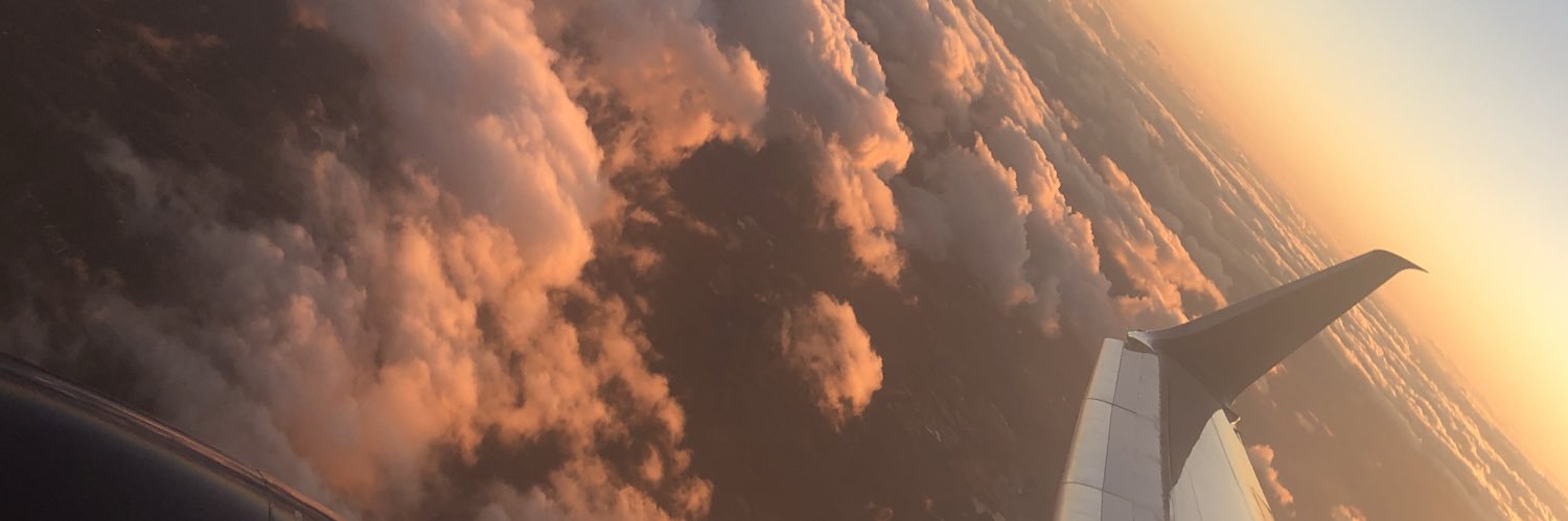 _esmeb's profile banner image