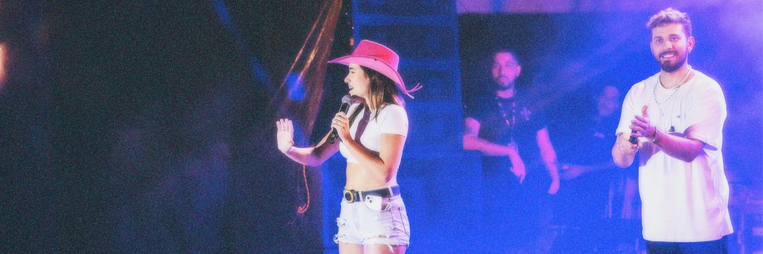 Vic :) banner
