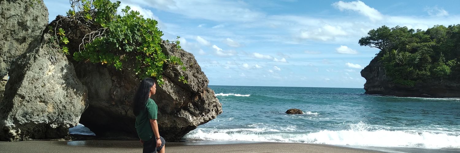 AlmyHanifan's profile banner image